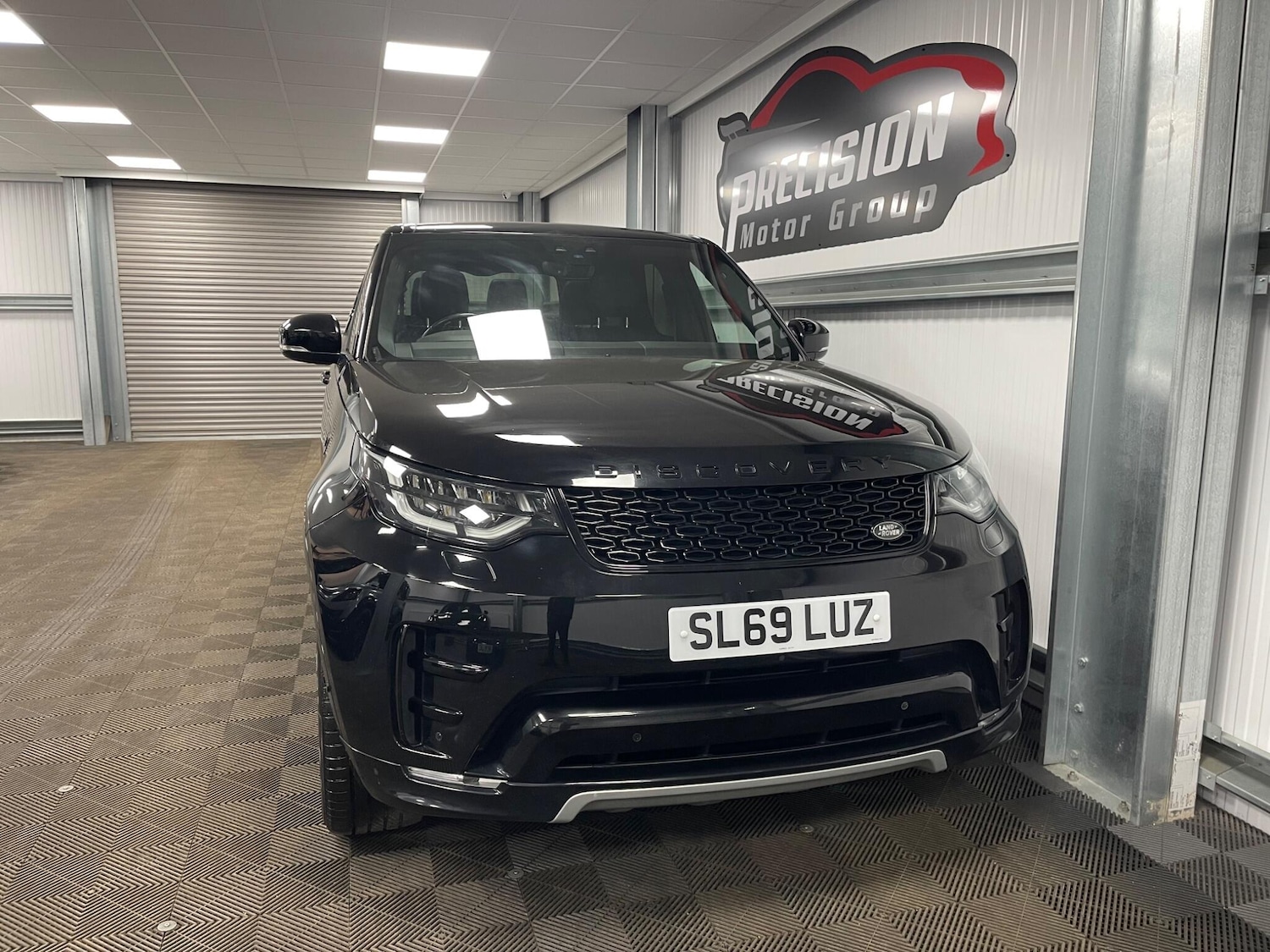 Used Land Rover Discovery 2019 for sale - 77839780: Photo 2