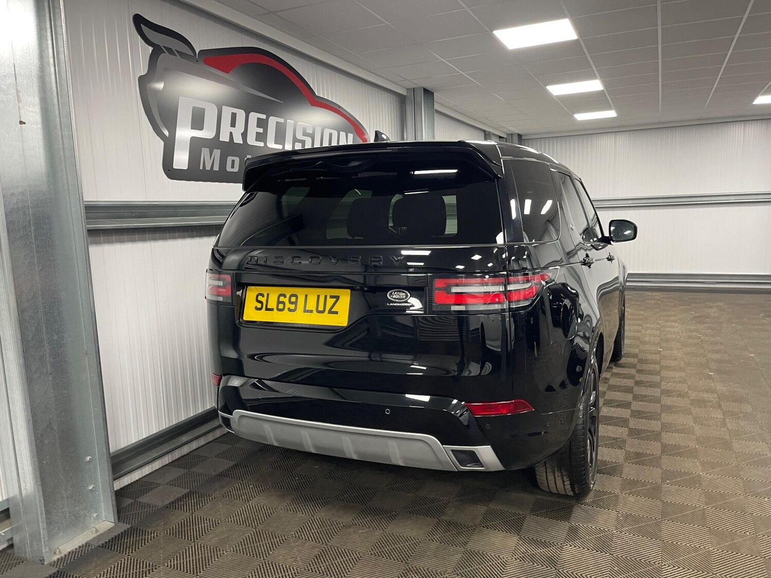 Used Land Rover Discovery 2019 for sale - 77839780: Photo 32