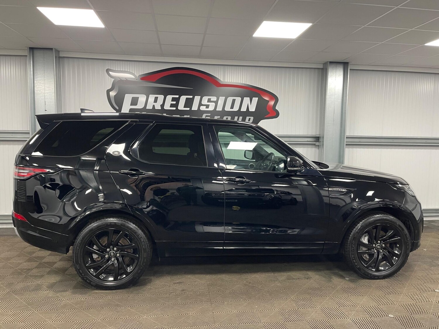 Used Land Rover Discovery 2019 for sale - 77839780: Photo 34