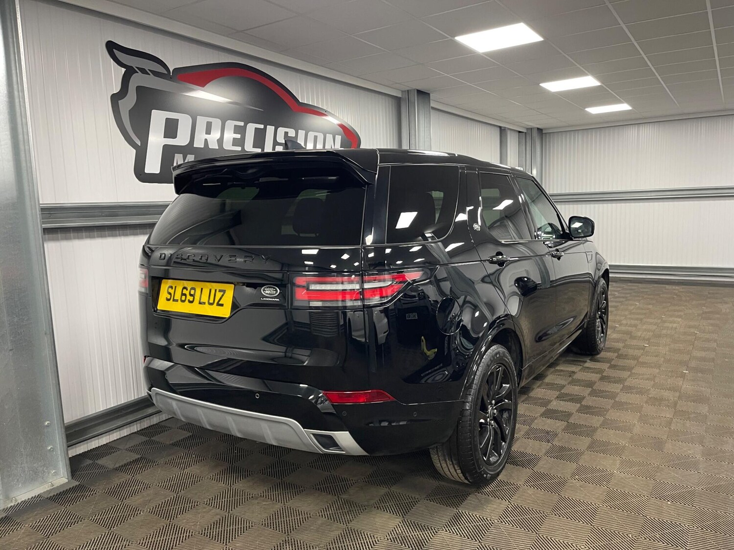 Used Land Rover Discovery 2019 for sale - 77839780: Photo 36