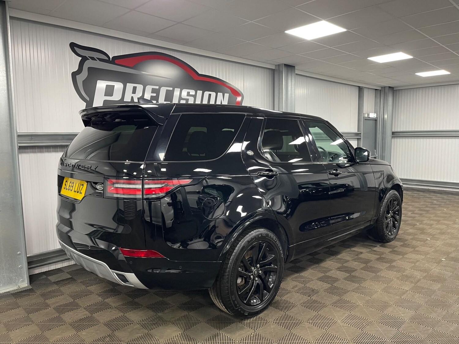 Used Land Rover Discovery 2019 for sale - 77839780: Photo 37
