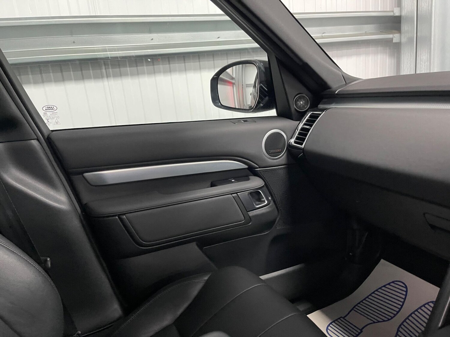 Used Land Rover Discovery 2019 for sale - 77839780: Photo 40