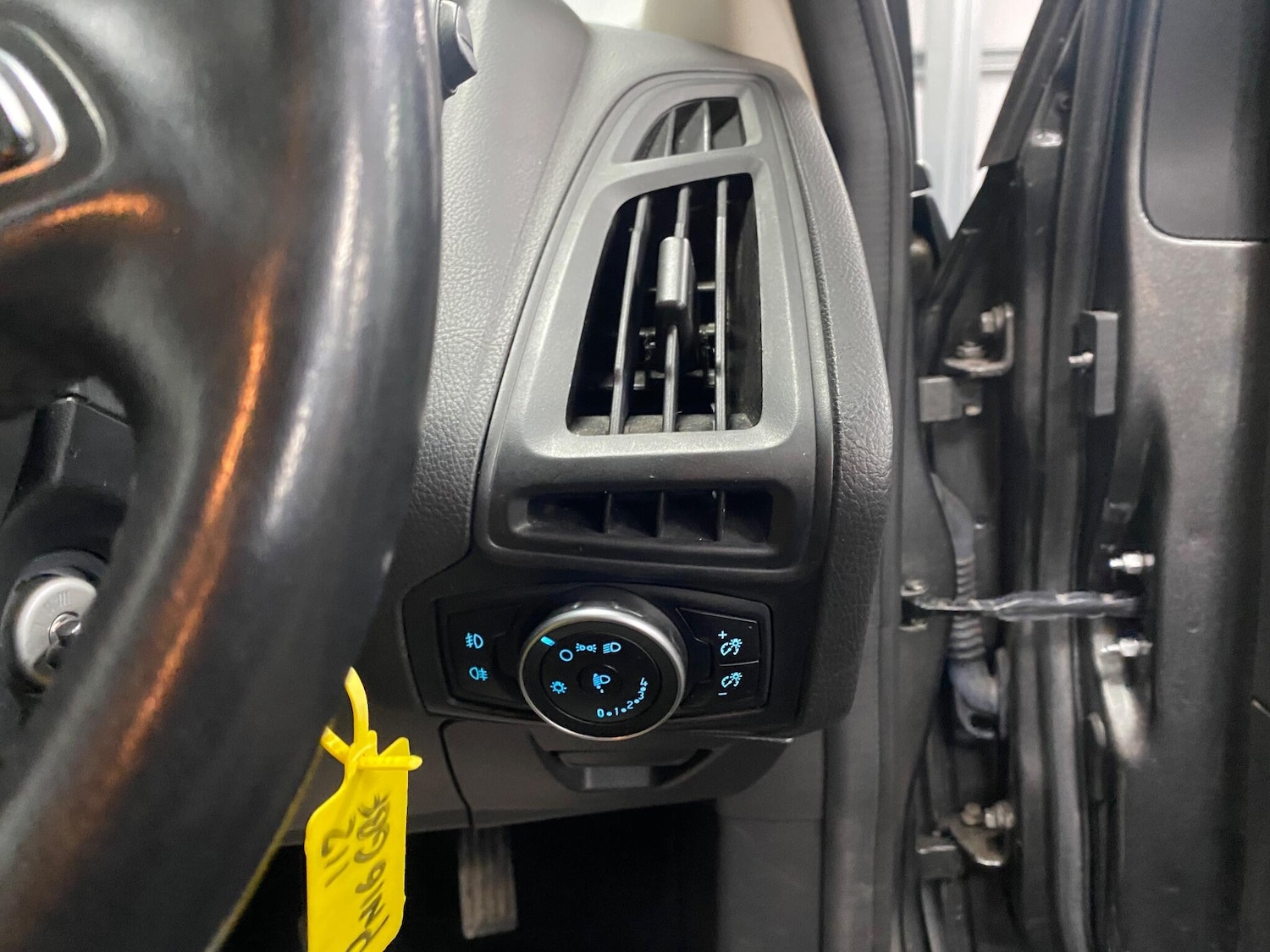 Used Ford Focus 2016 for sale - 76715192: Photo 40