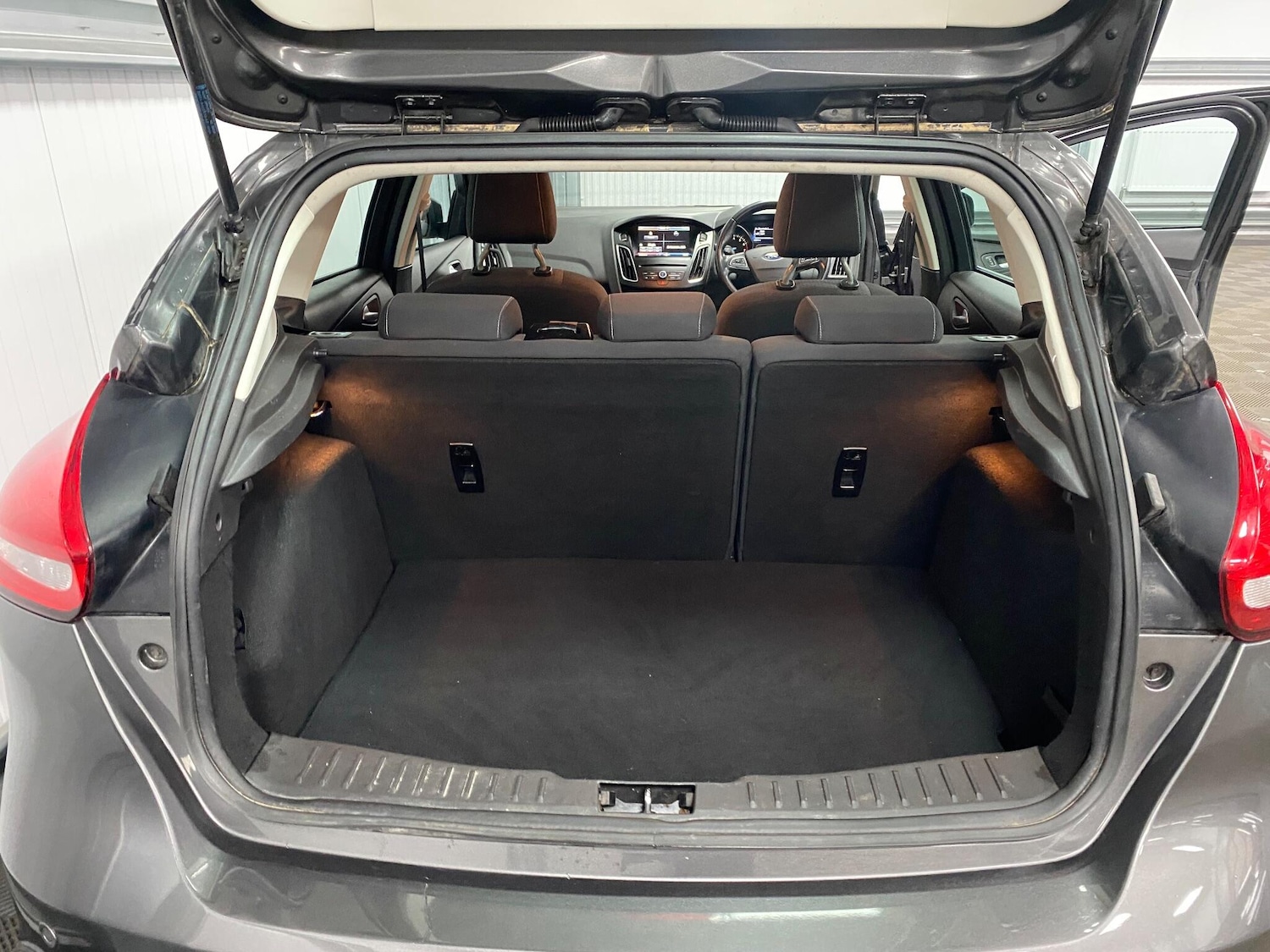 Used Ford Focus 2016 for sale - 76715192: Photo 46