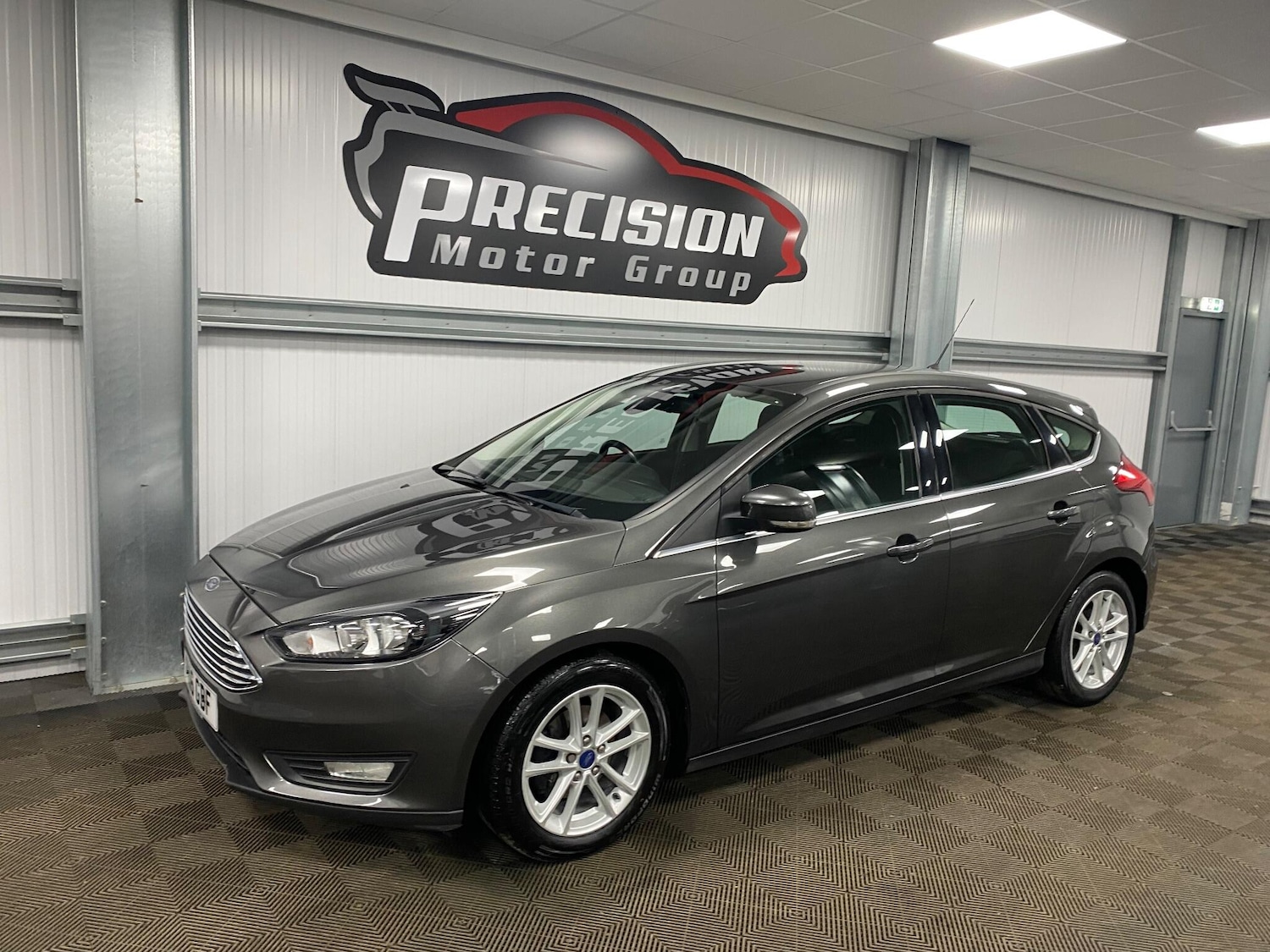 Used Ford Focus 2016 for sale - 76715192: Photo 5