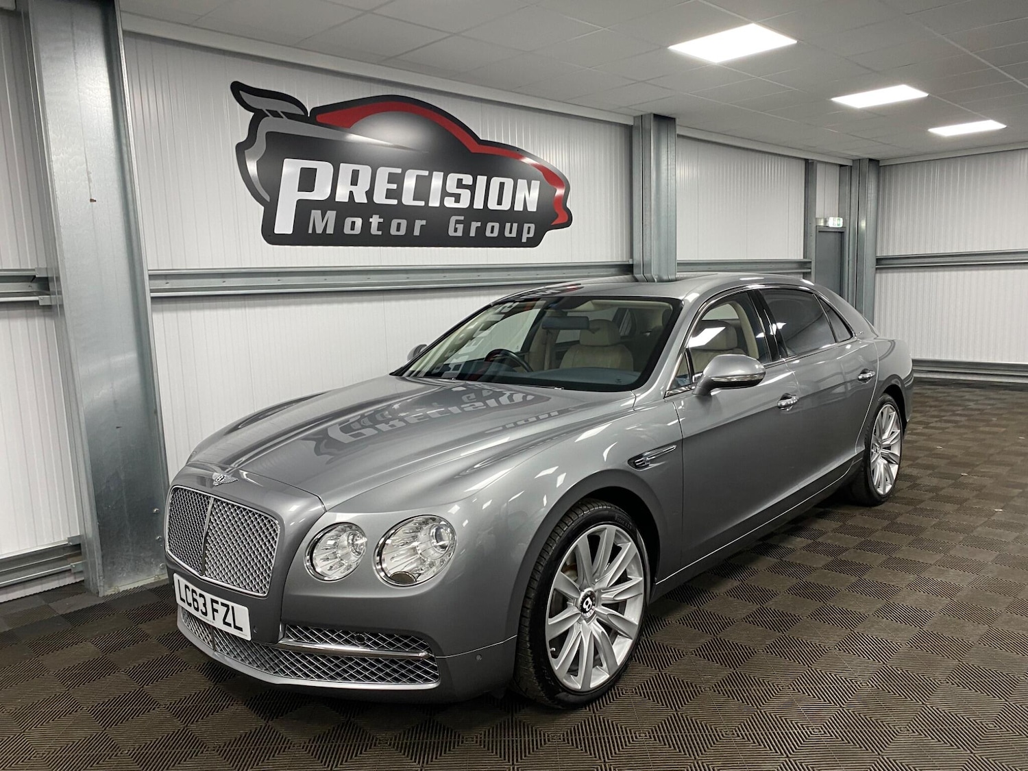 Used Bentley Flying Spur 2014 for sale - 76179769: Photo 11