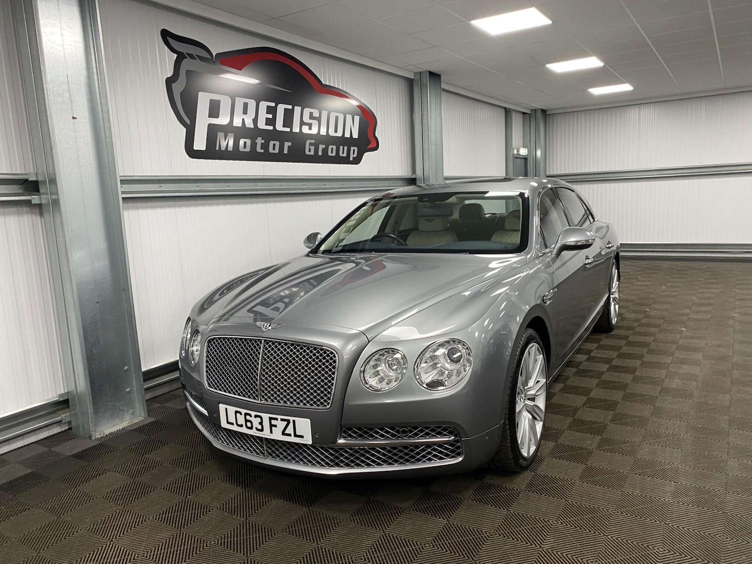 Used Bentley Flying Spur 2014 for sale - 76179769: Photo 13
