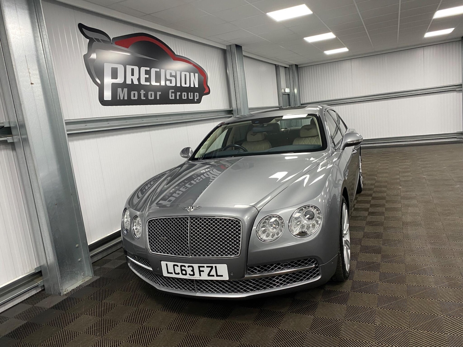 Used Bentley Flying Spur 2014 for sale - 76179769: Photo 14