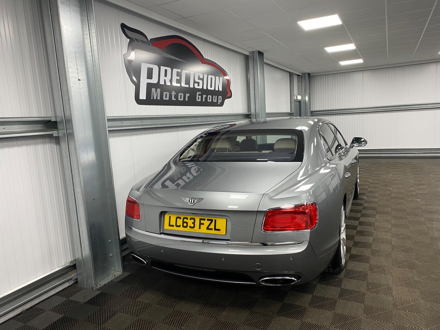 Used Bentley Flying Spur 2014 for sale - 76179769: Photo 26