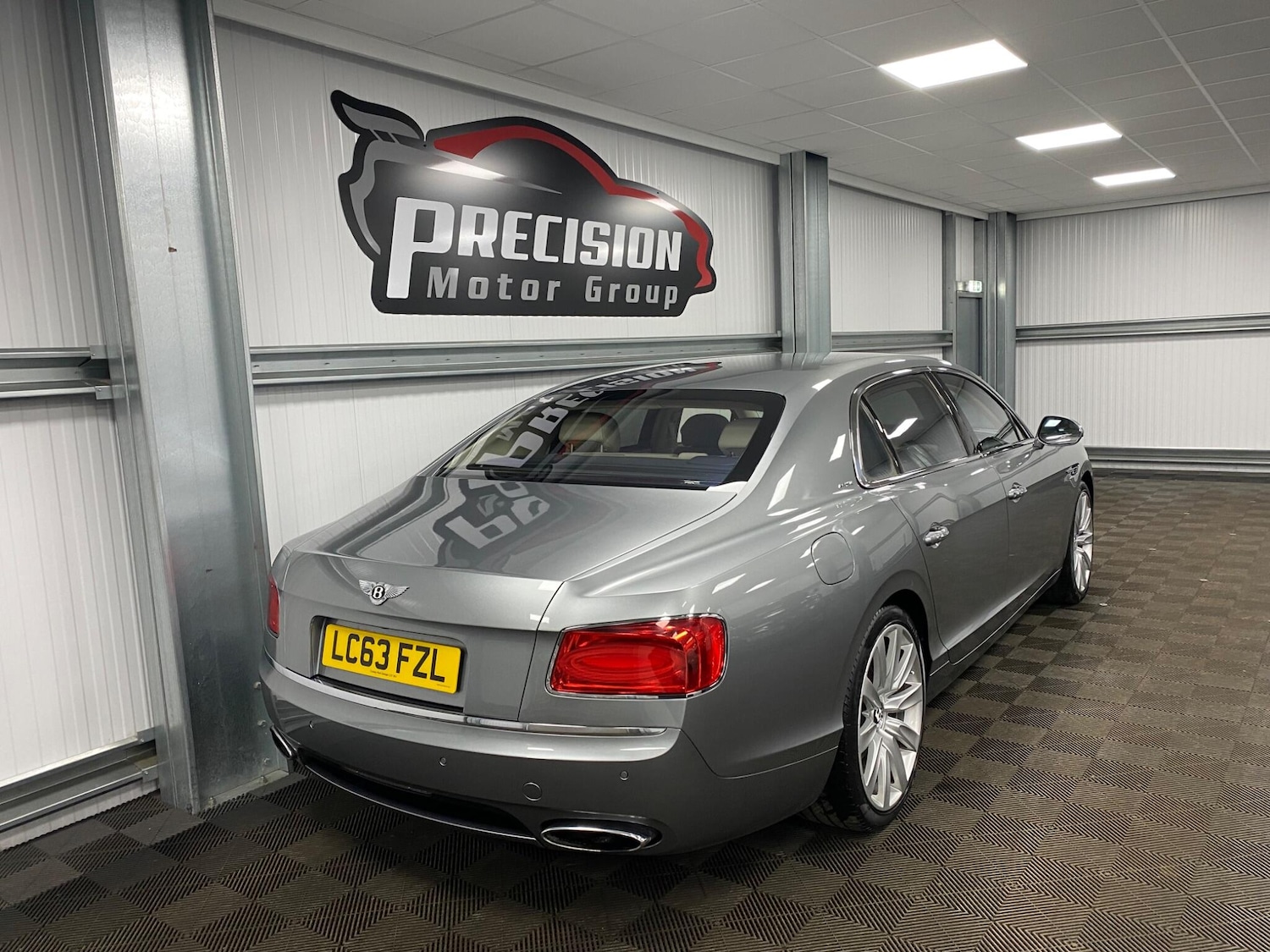 Used Bentley Flying Spur 2014 for sale - 76179769: Photo 29