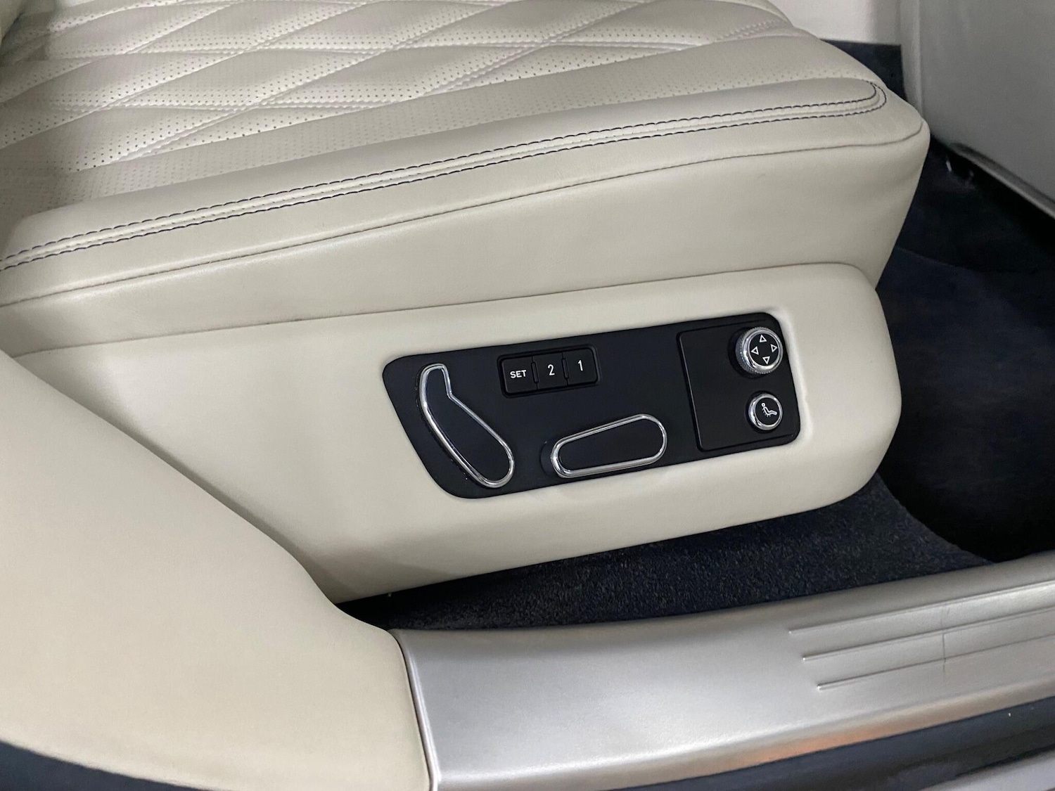 Used Bentley Flying Spur 2014 for sale - 76179769: Photo 44