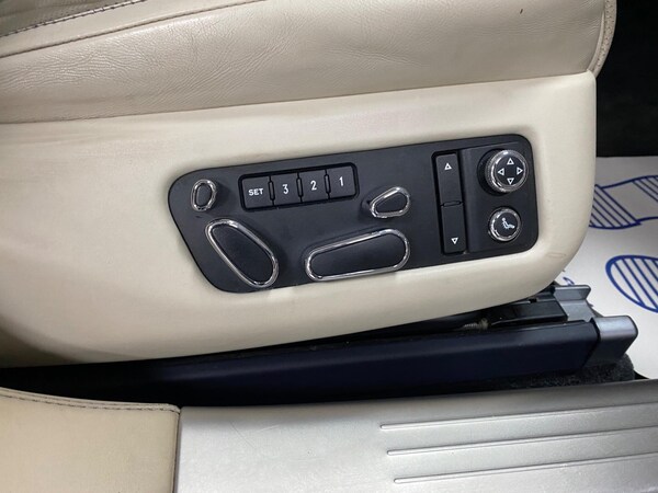 Used Bentley Flying Spur 2014 for sale - 76179769: Photo 47