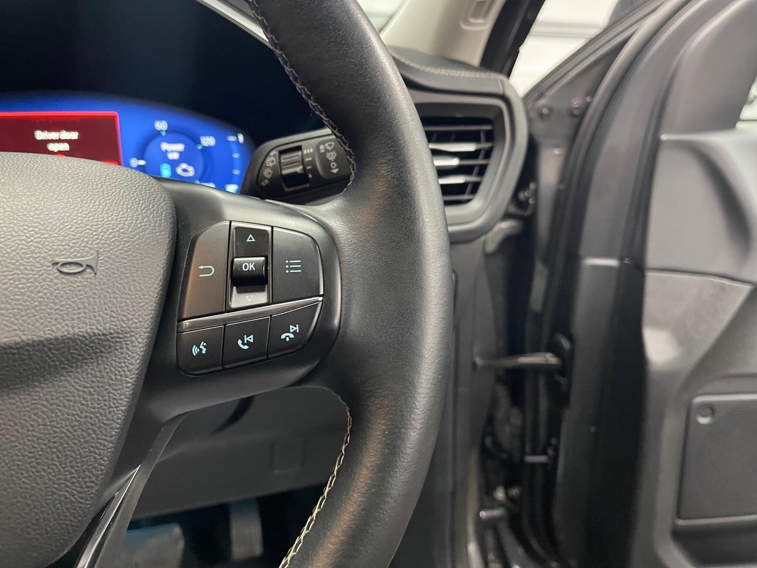 Used Ford Kuga 2021 for sale - 77696248: Photo 44