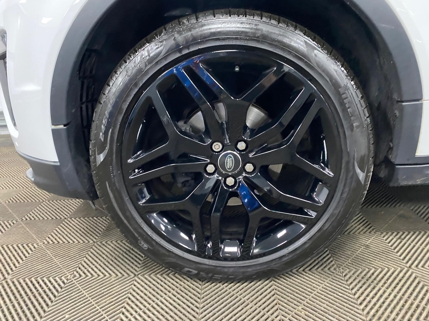 Used Land Rover Range Rover Evoque 2018 for sale - 76388848: Photo 56