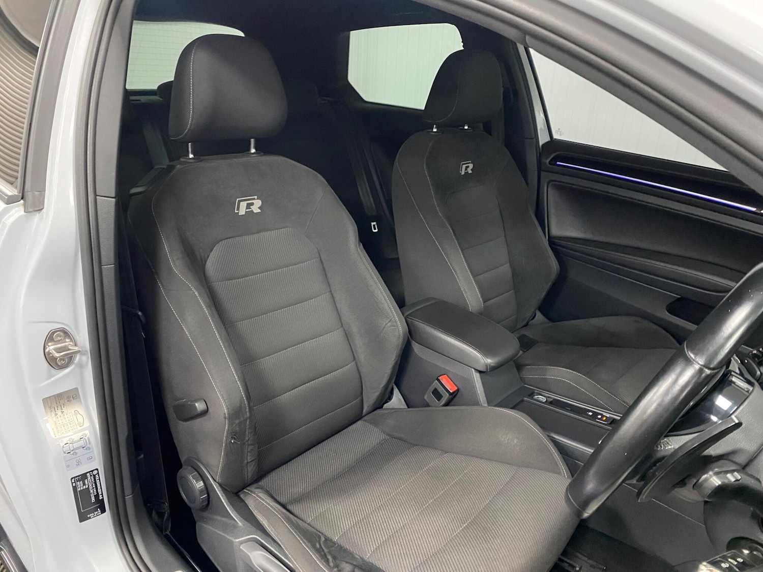 Used Volkswagen Golf 2018 for sale - 76633239: Photo 40