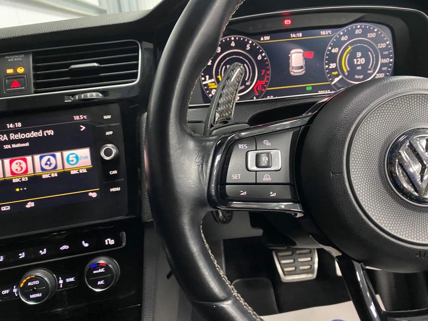 Used Volkswagen Golf 2018 for sale - 76633239: Photo 42