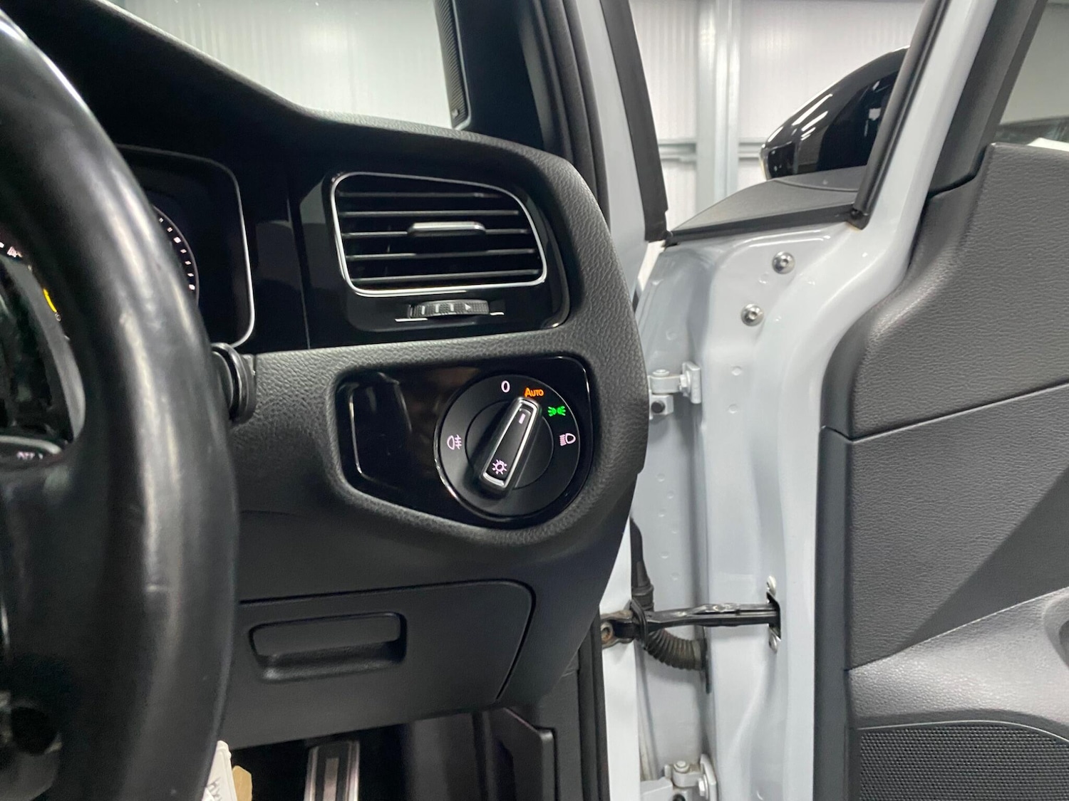 Used Volkswagen Golf 2018 for sale - 76633239: Photo 47