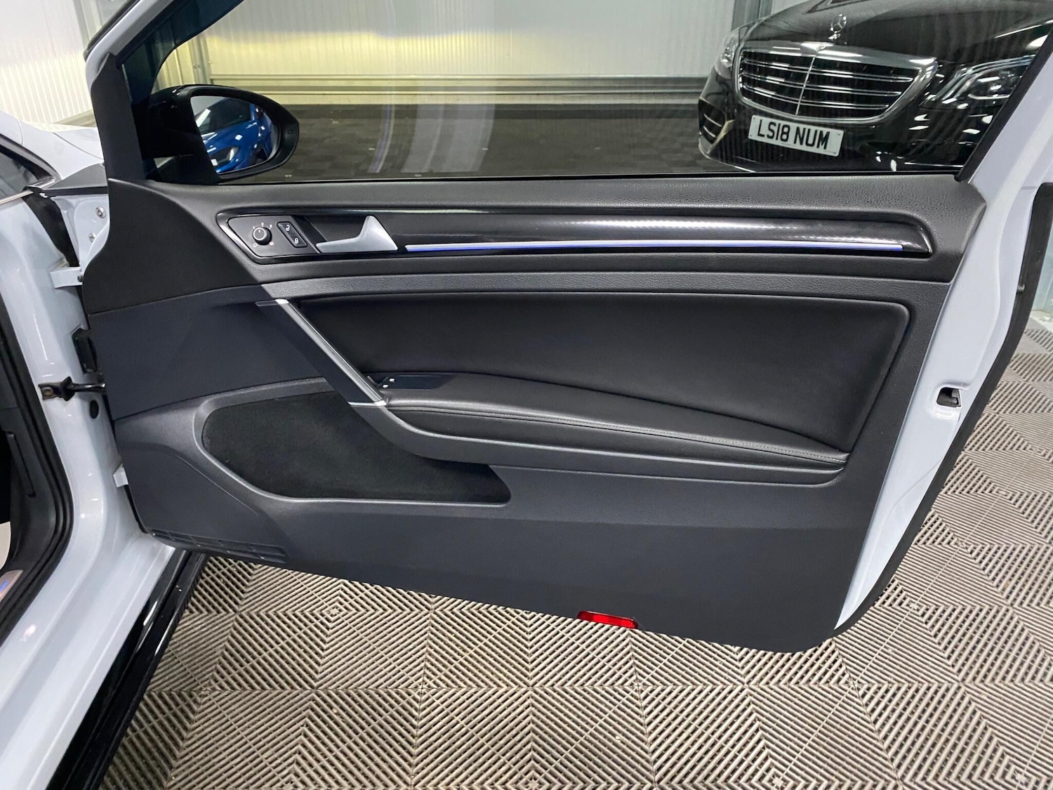 Used Volkswagen Golf 2018 for sale - 76633239: Photo 48