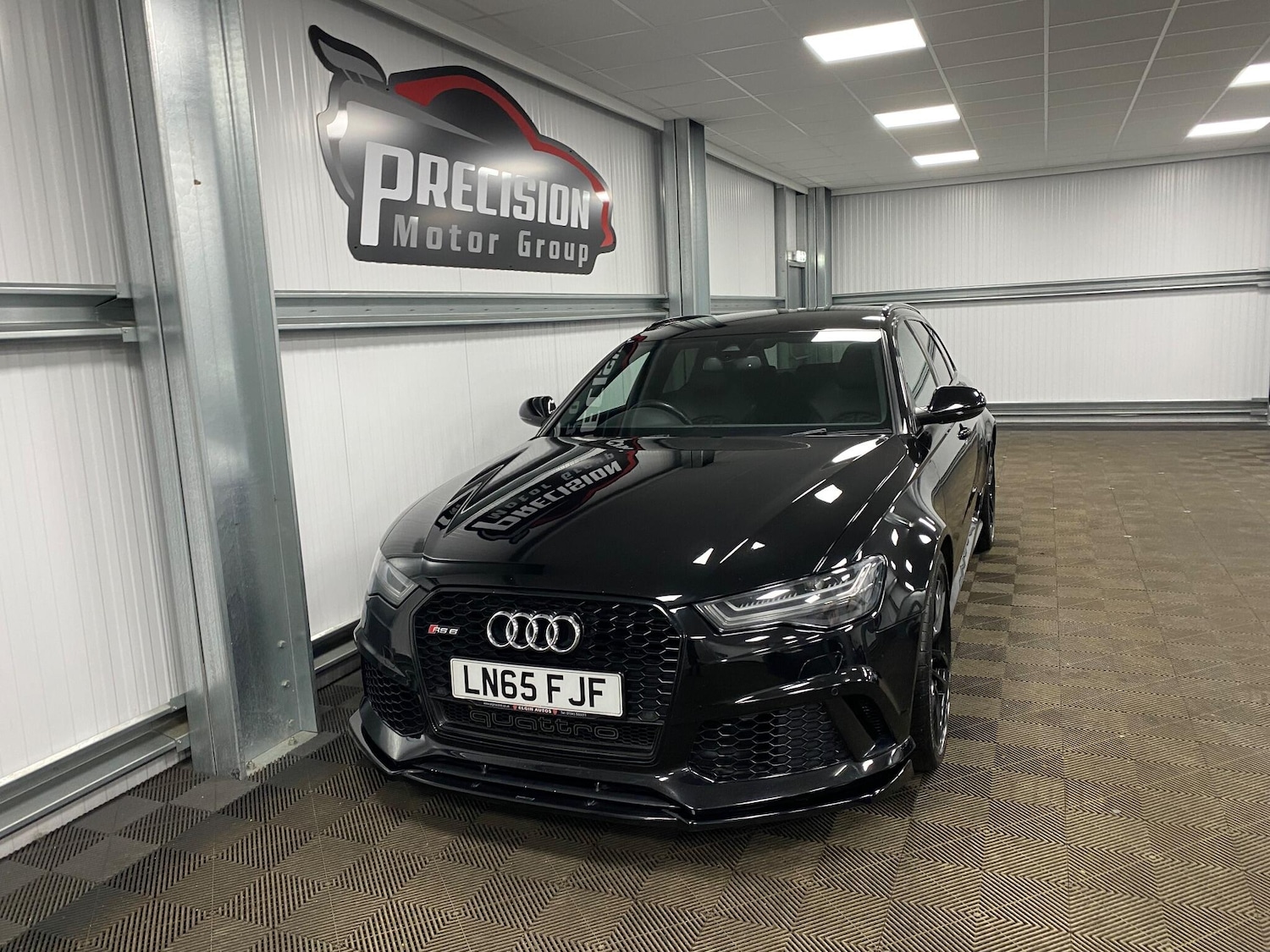 Used Audi RS6 2015 for sale - 76832903: Photo 11