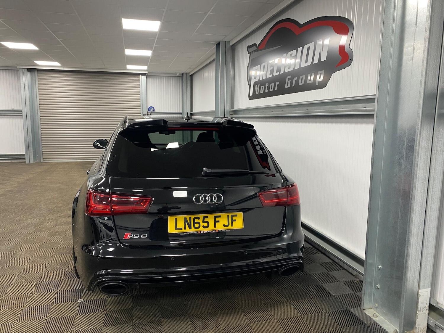 Used Audi RS6 2015 for sale - 76832903: Photo 16