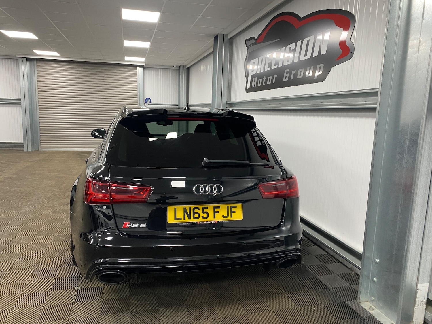 Used Audi RS6 2015 for sale - 76832903: Photo 17