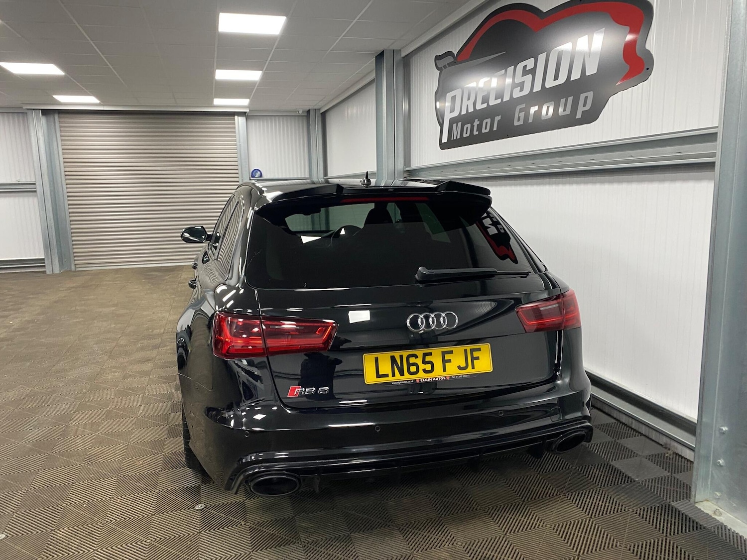 Used Audi RS6 2015 for sale - 76832903: Photo 19