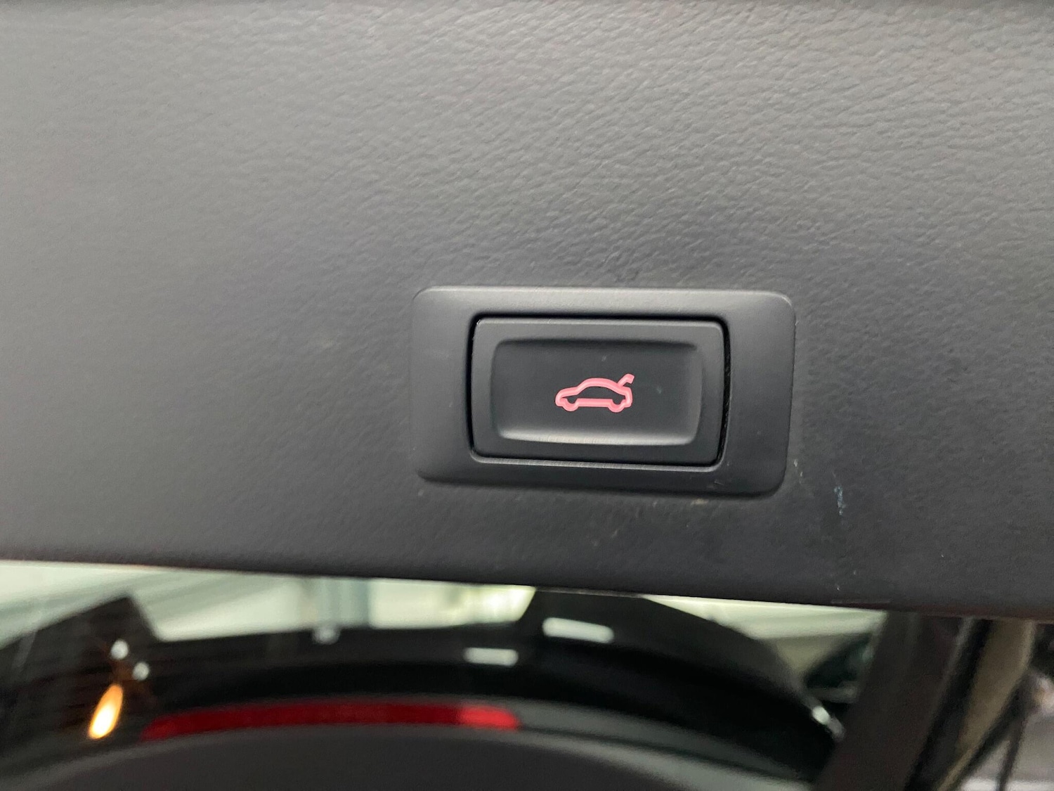 Used Audi RS6 2015 for sale - 76832903: Photo 36