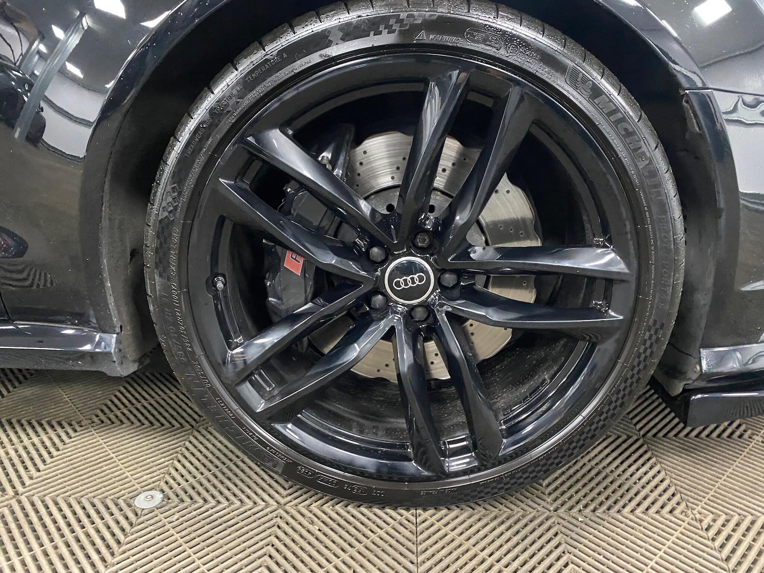 Used Audi RS6 2015 for sale - 76832903: Photo 48