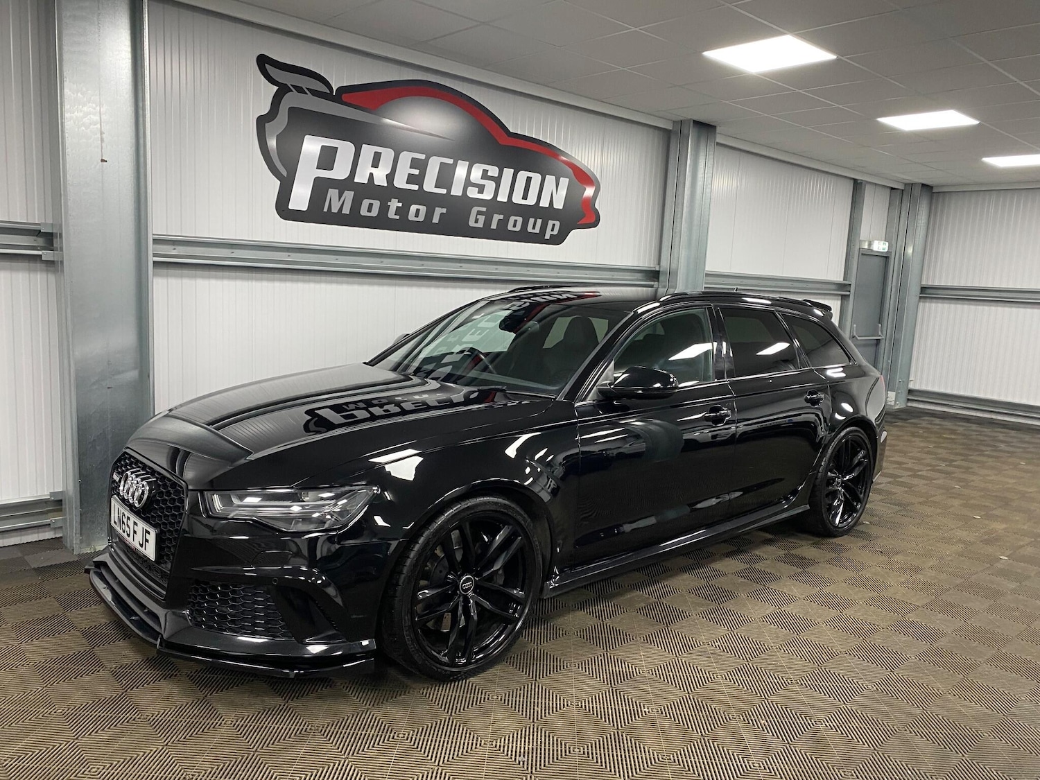 Used Audi RS6 2015 for sale - 76832903: Photo 6