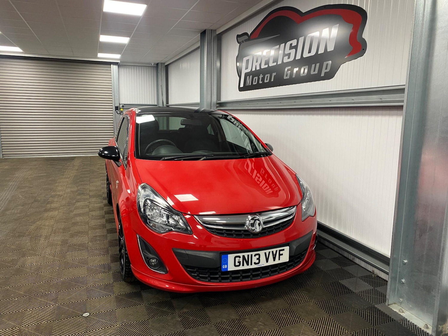 Used Vauxhall Corsa 2013 for sale - 77291468: Photo 2