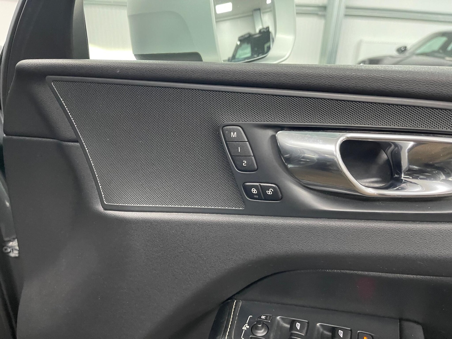 Used Volvo XC60 for sale - 77738111: Photo 47