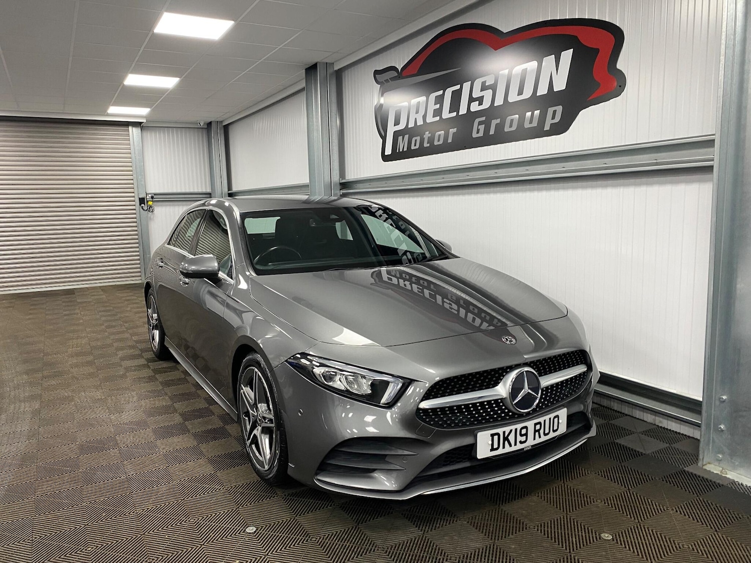 Used Mercedes-Benz A-Class 2019 for sale - 76992471: Photo 2