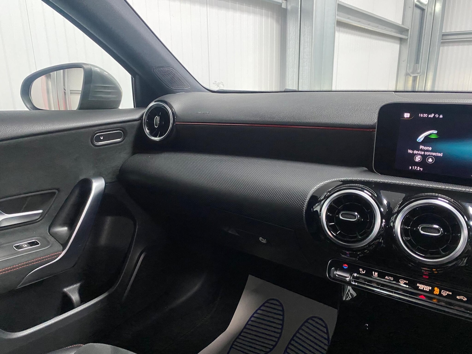 Used Mercedes-Benz A-Class 2019 for sale - 76992471: Photo 40