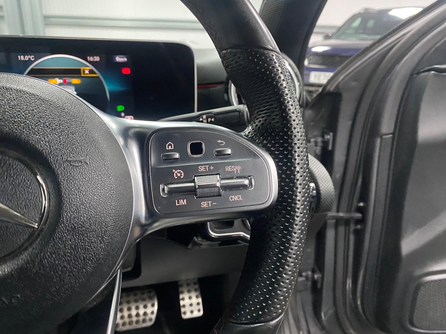 Used Mercedes-Benz A-Class 2019 for sale - 76992471: Photo 42