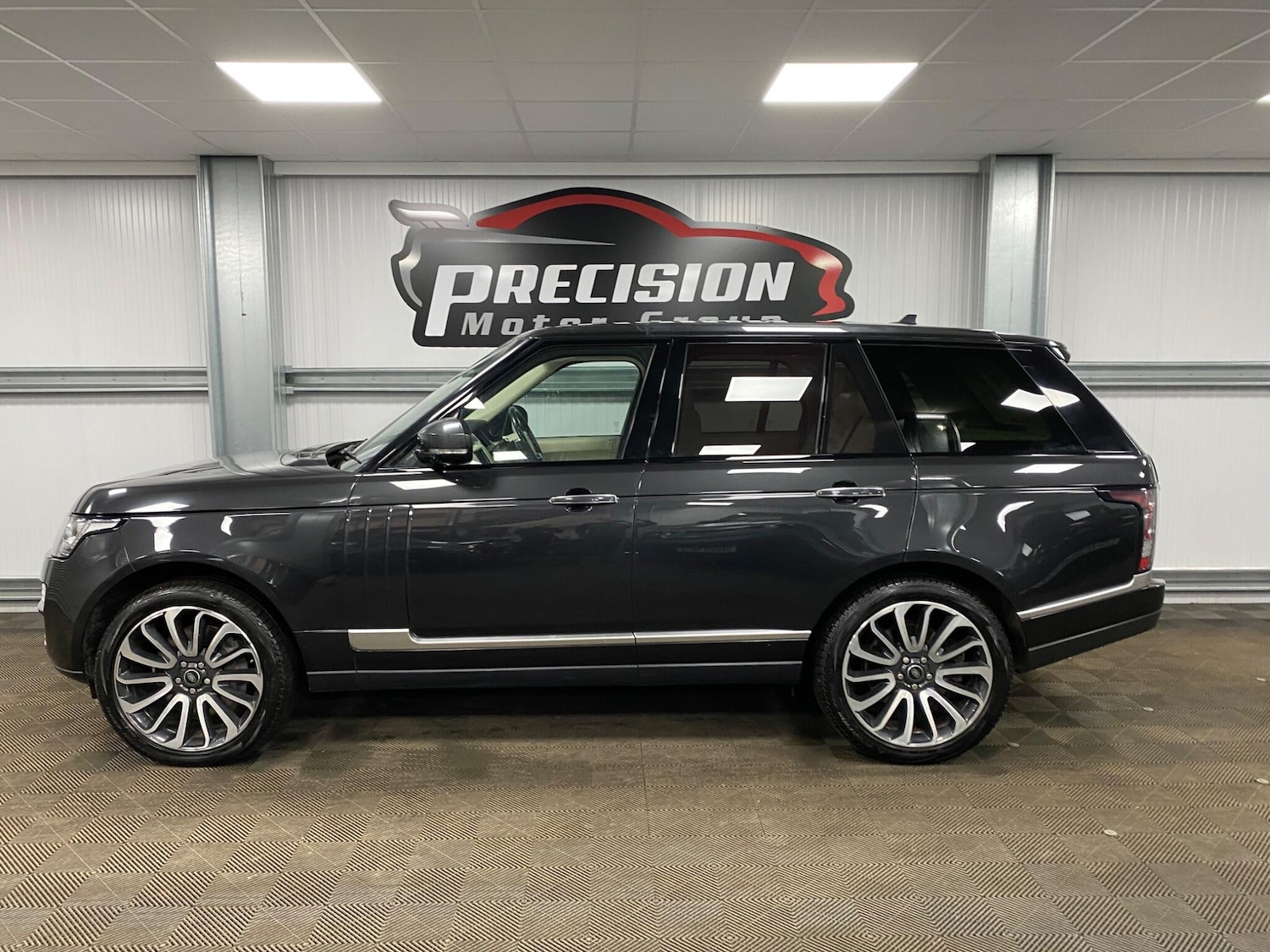Used Land Rover Range Rover 2015 for sale - 77305432: Photo 18