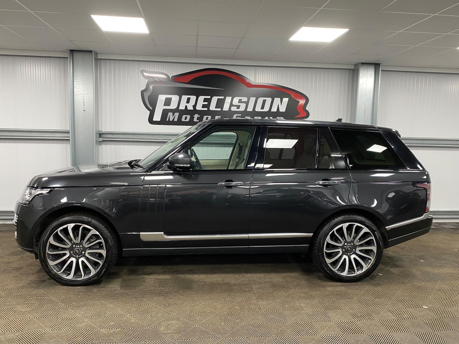 Used Land Rover Range Rover 2015 for sale - 77305432: Photo 19