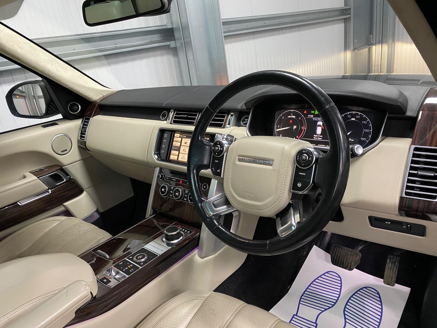 Used Land Rover Range Rover 2015 for sale - 77305432: Photo 33