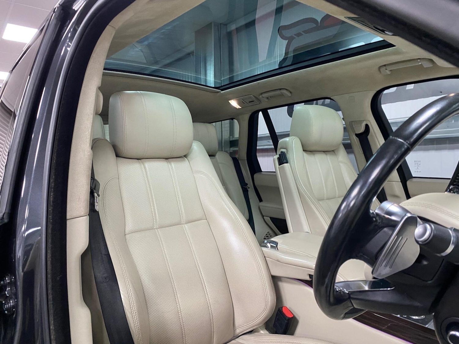 Used Land Rover Range Rover 2015 for sale - 77305432: Photo 35