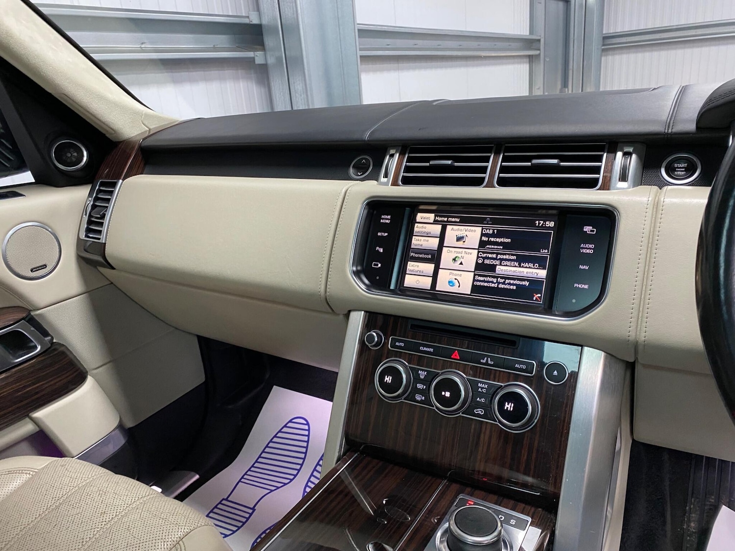 Used Land Rover Range Rover 2015 for sale - 77305432: Photo 37