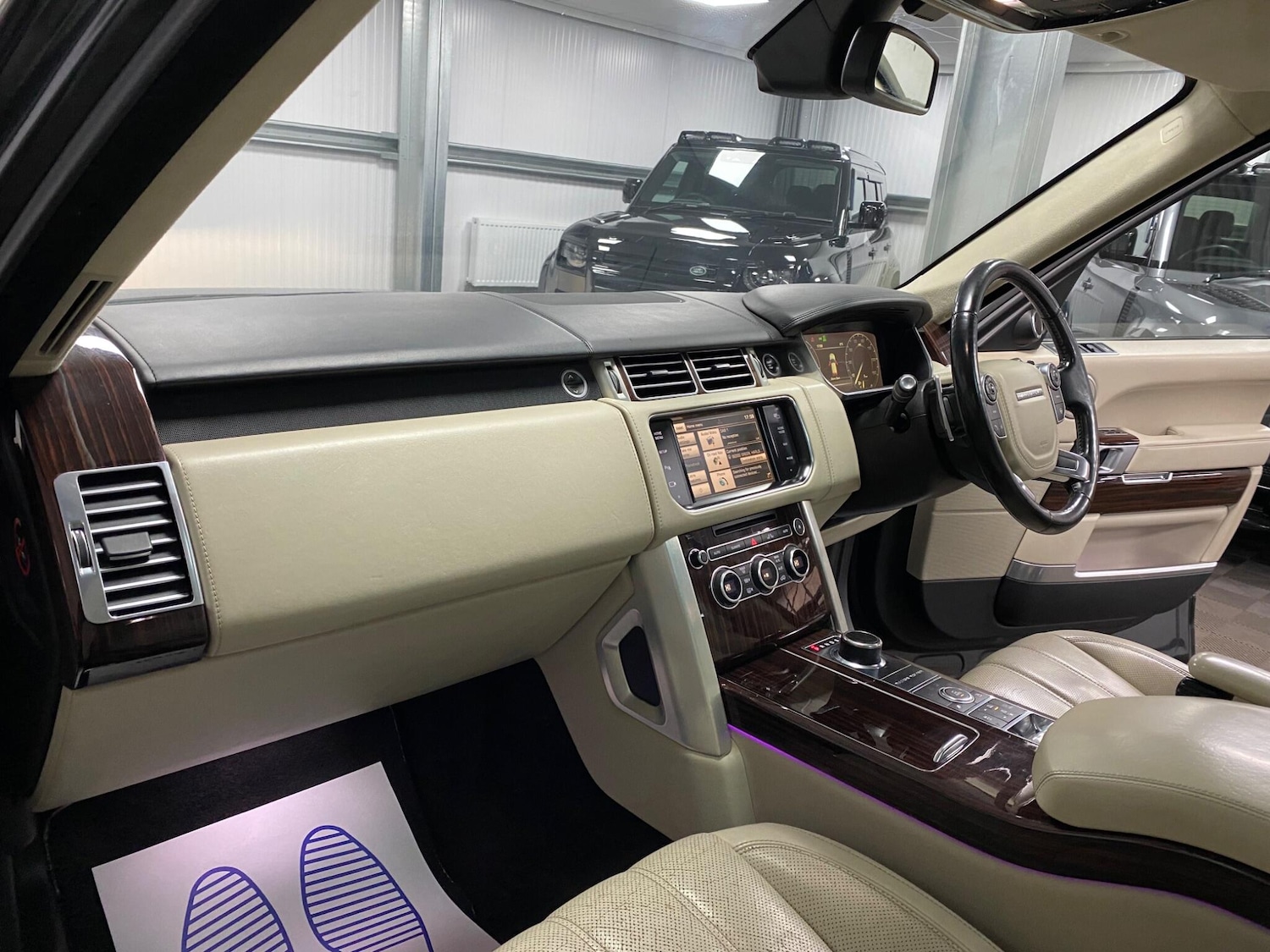 Used Land Rover Range Rover 2015 for sale - 77305432: Photo 38