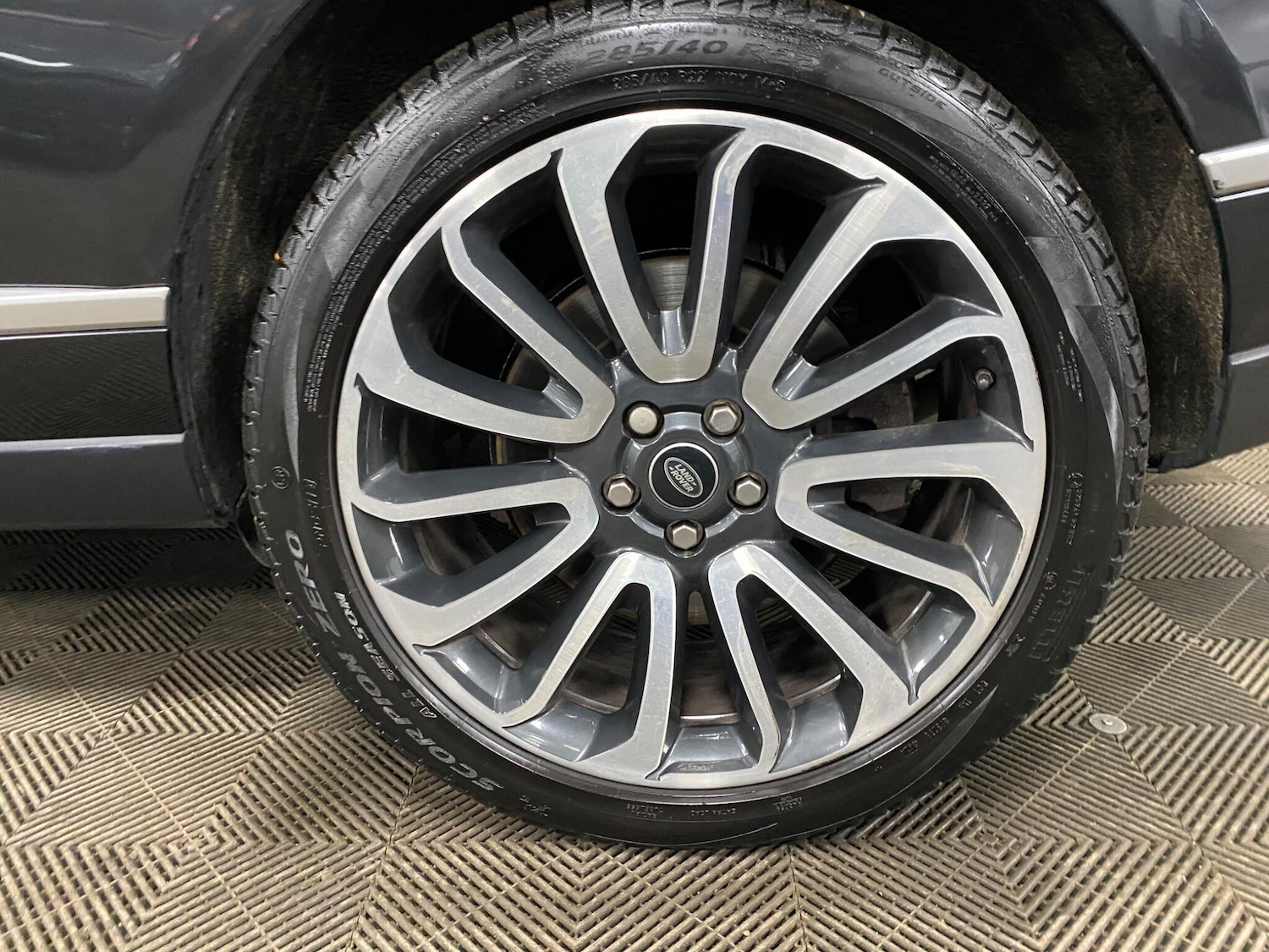 Used Land Rover Range Rover 2015 for sale - 77305432: Photo 50