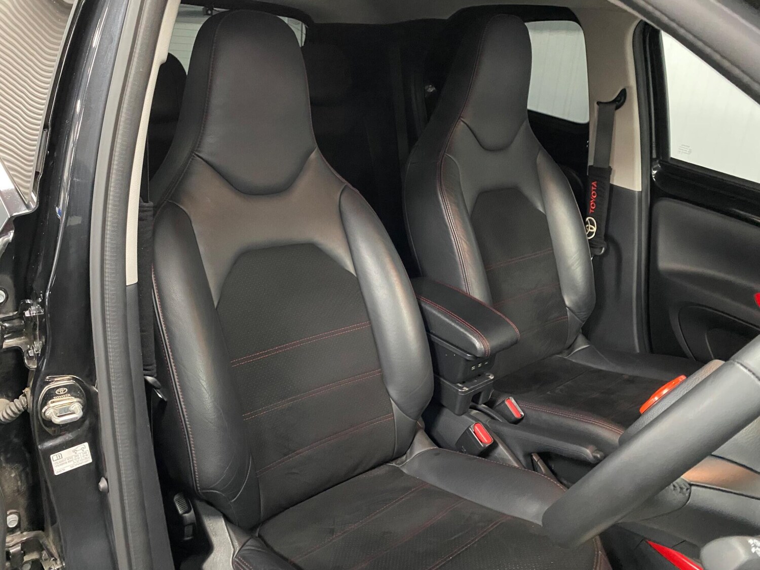 Used Toyota Aygo X 2022 for sale - 77723888: Photo 38