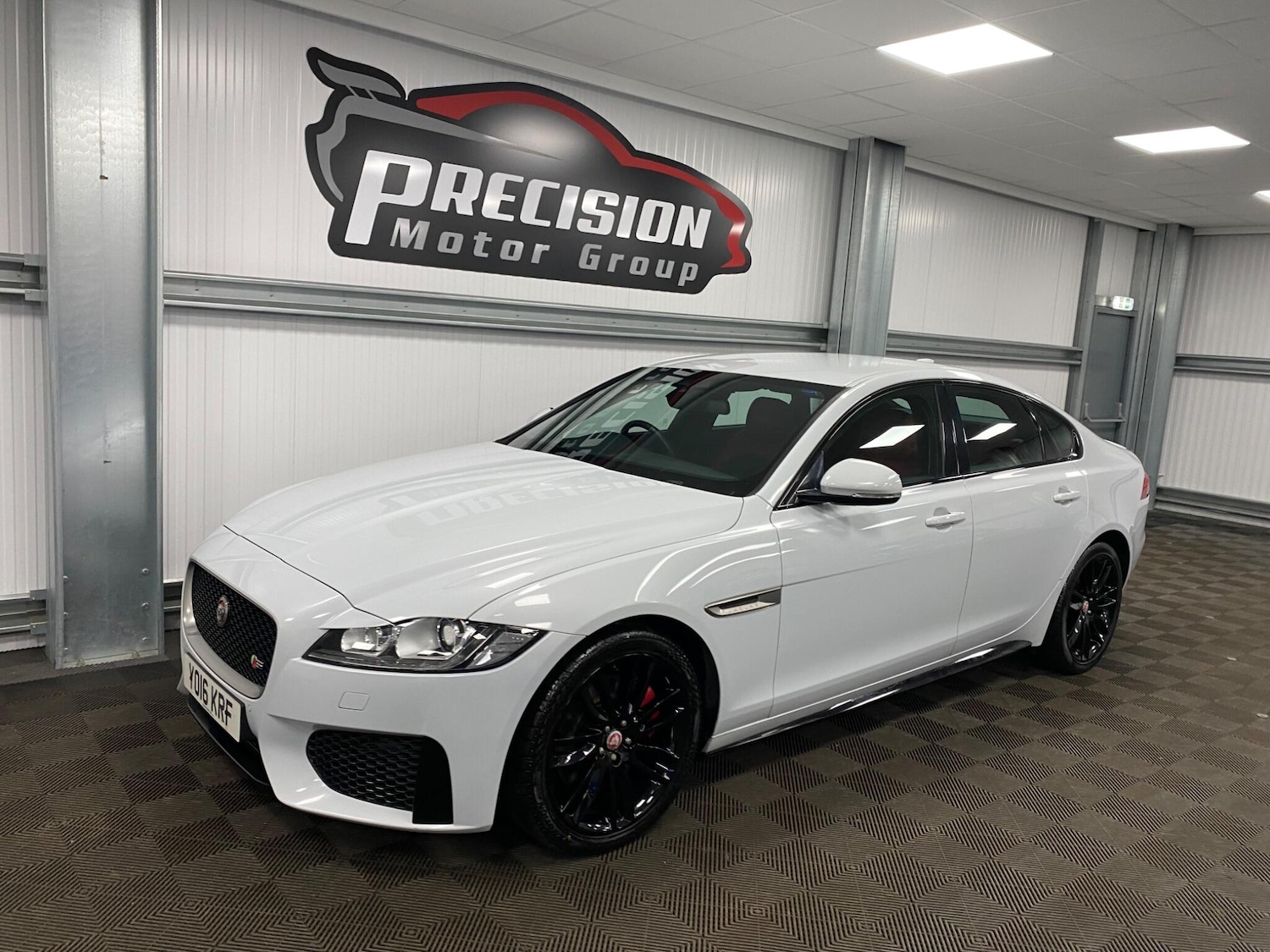 Used Jaguar XF 2016 for sale - 76327391: Photo 11