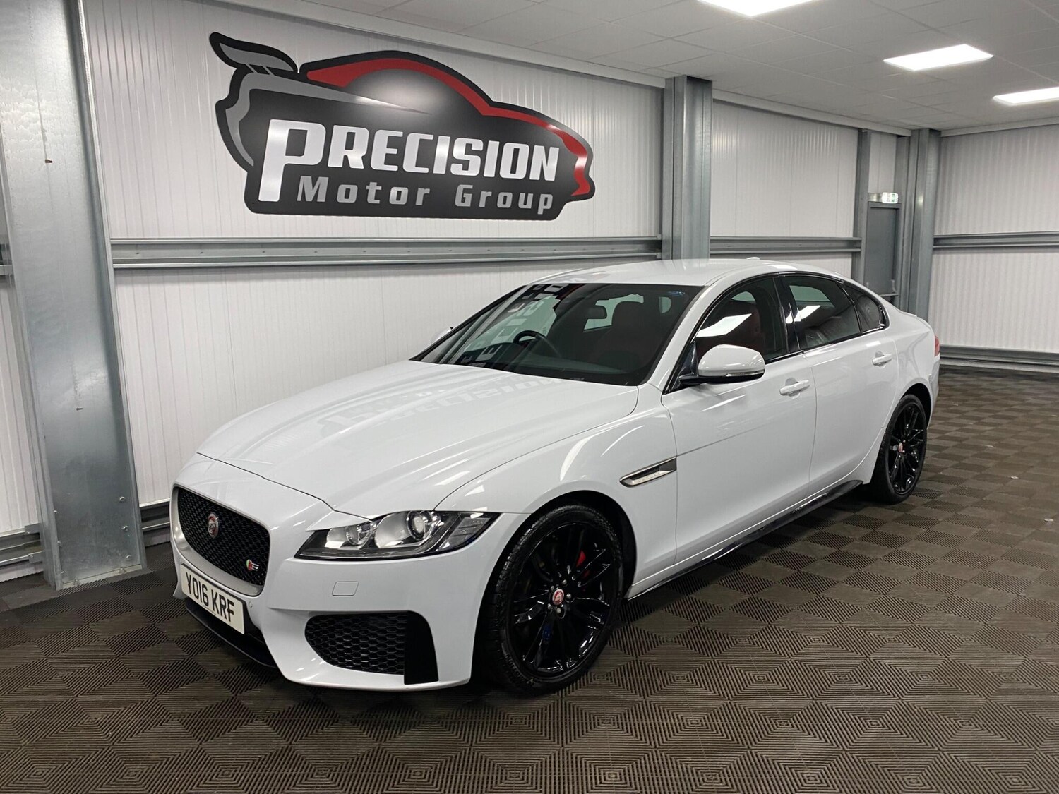 Used Jaguar XF 2016 for sale - 76327391: Photo 12