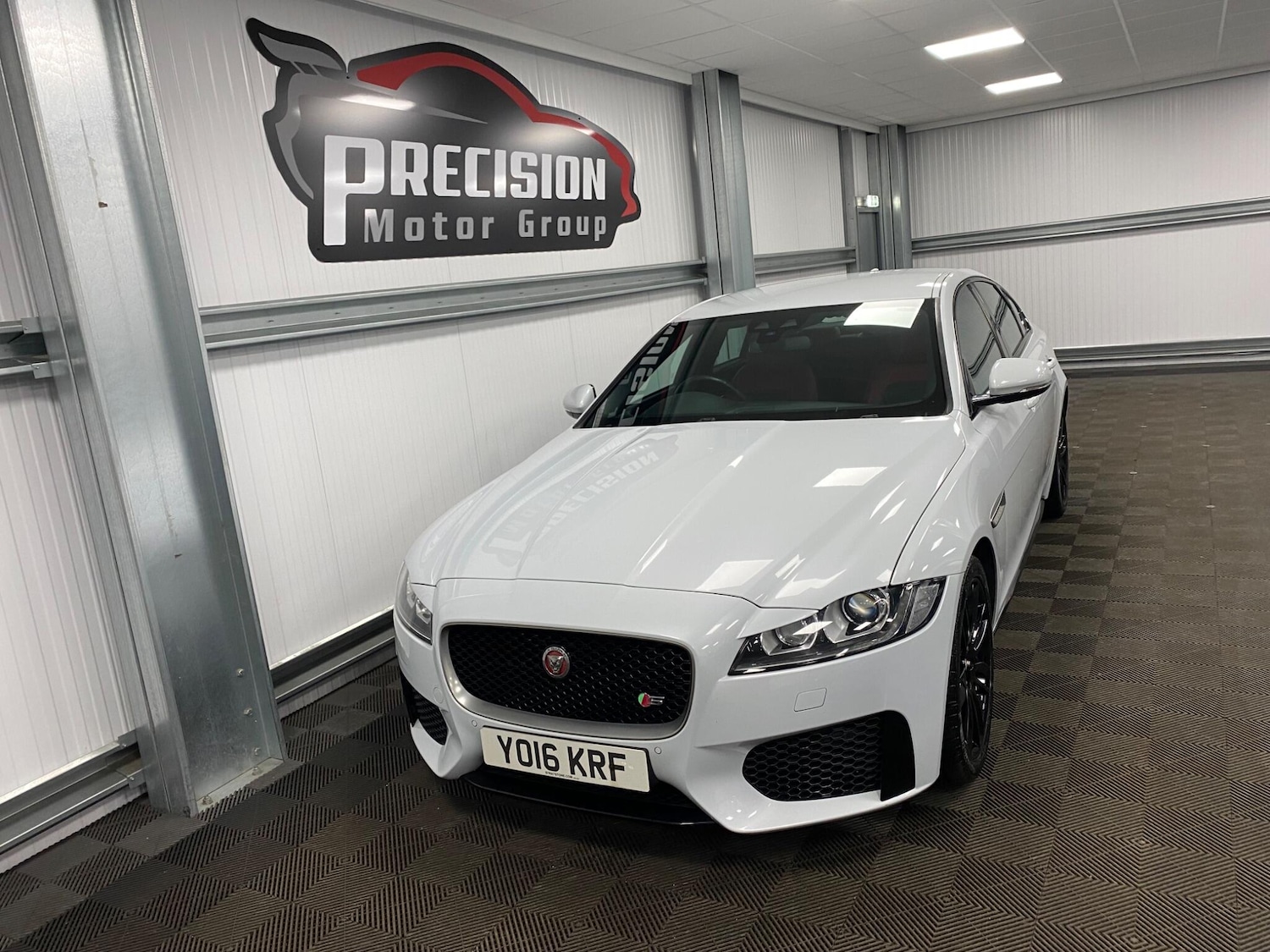 Used Jaguar XF 2016 for sale - 76327391: Photo 15