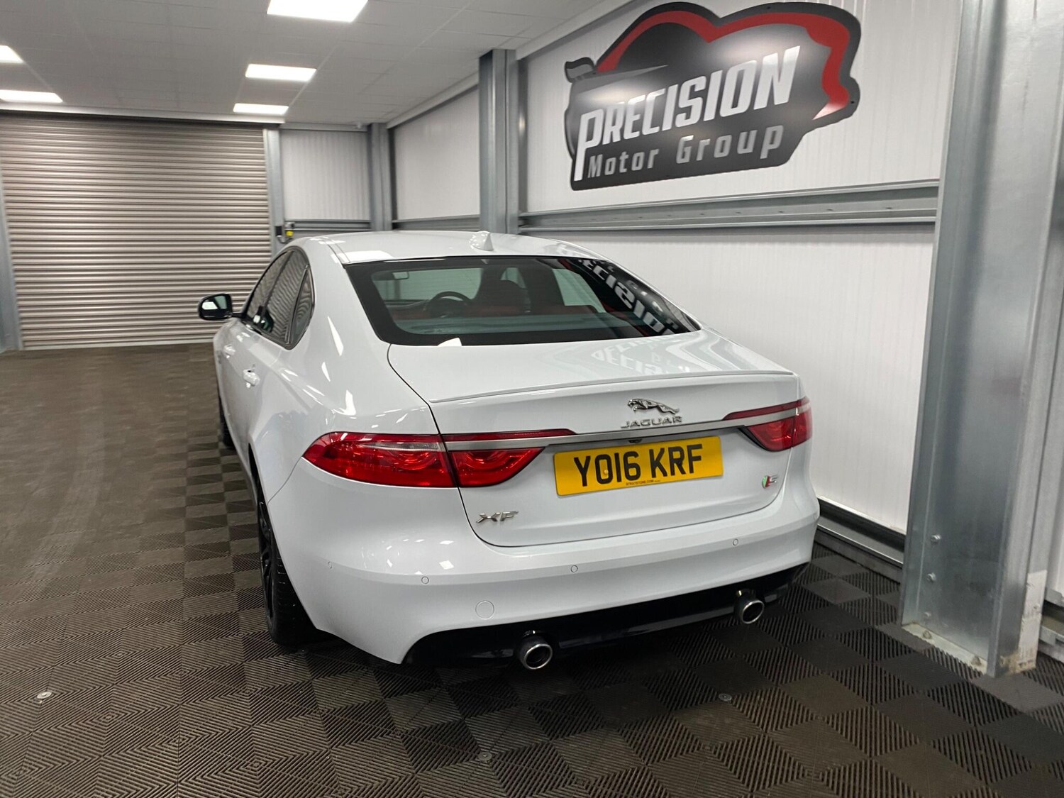 Used Jaguar XF 2016 for sale - 76327391: Photo 16