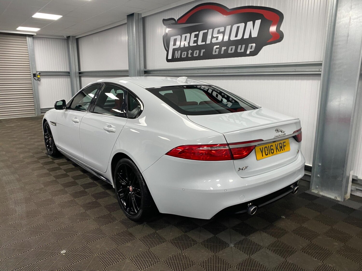 Used Jaguar XF 2016 for sale - 76327391: Photo 19