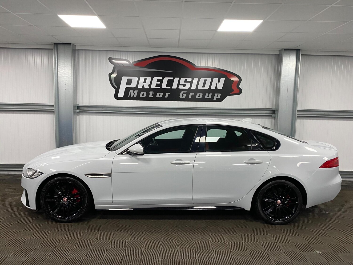Used Jaguar XF 2016 for sale - 76327391: Photo 22