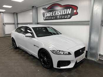 Used Jaguar XF 2016 for sale - 76327391: Photo