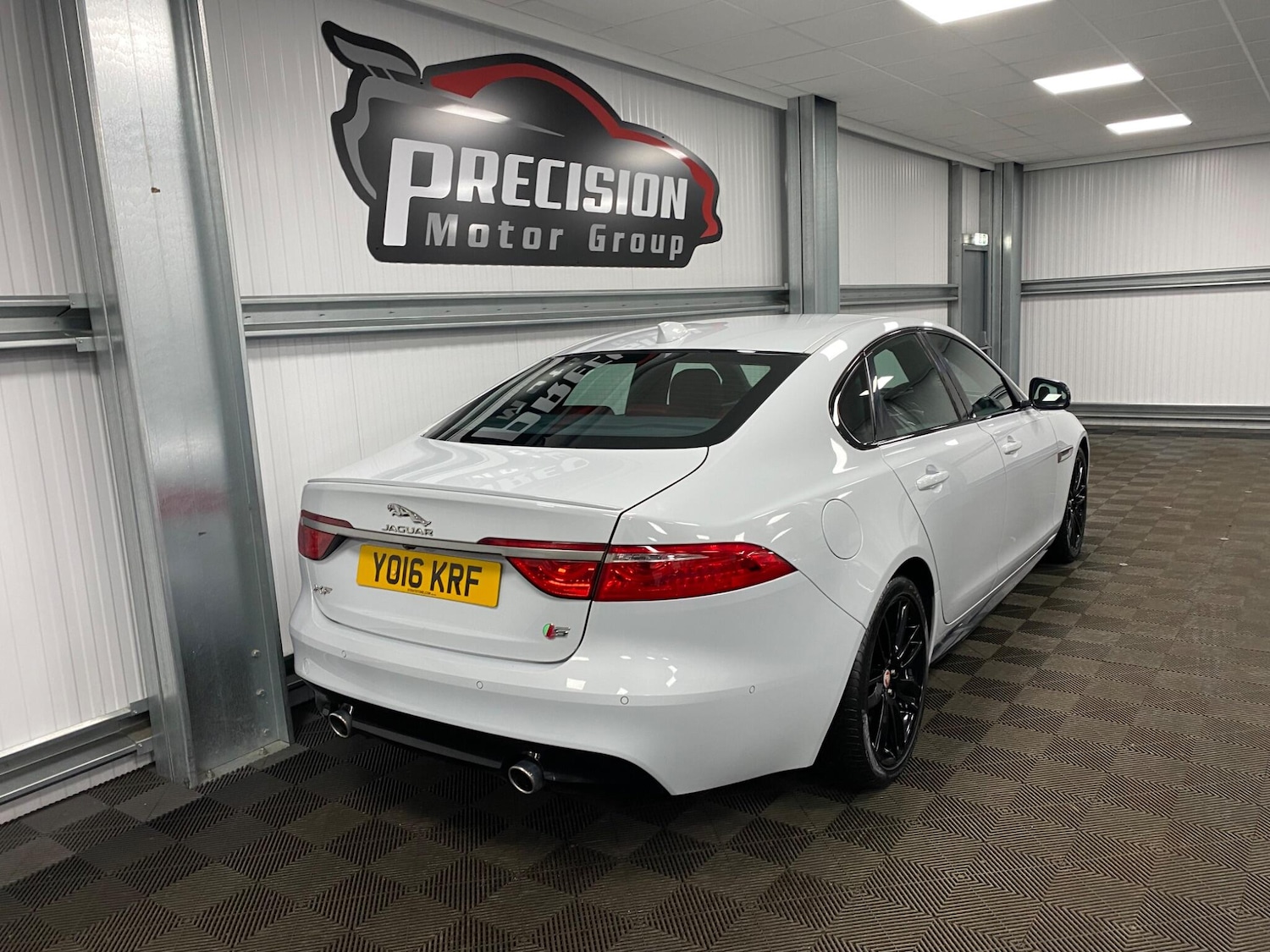 Used Jaguar XF 2016 for sale - 76327391: Photo 35